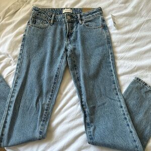 SOLD - Low rise straight leg jeans